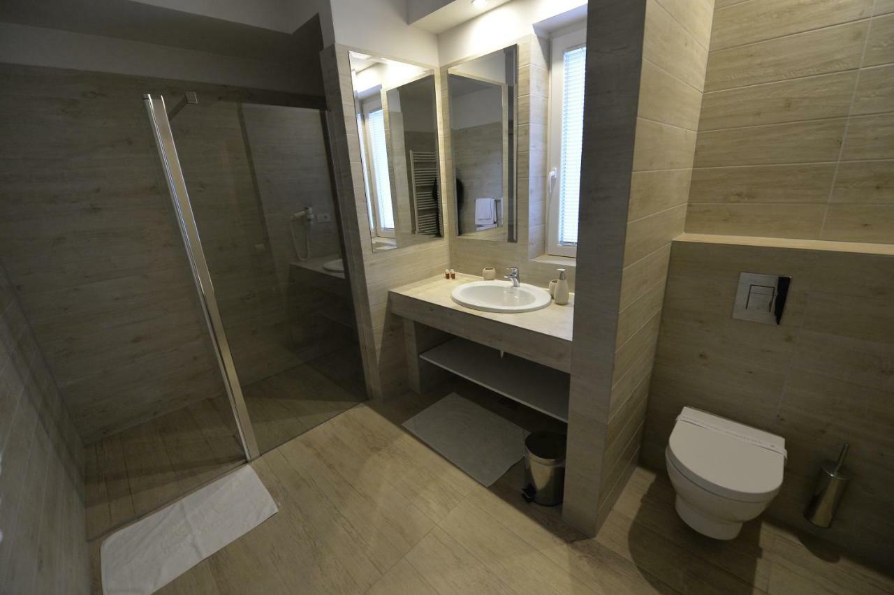 Rooms Villa Ropus 노바야 외부 사진