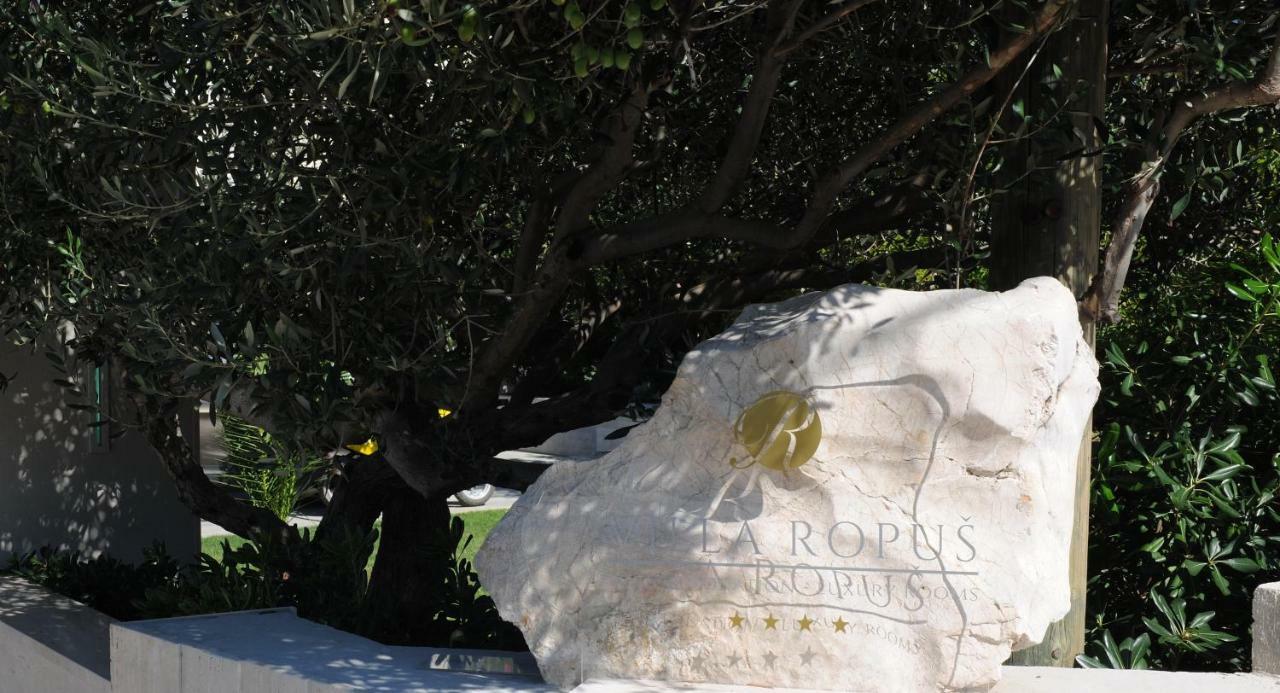 Rooms Villa Ropus 노바야 외부 사진